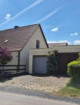 kleines, ländliches Einfamilienhaus (Doppelhaushälfte) mit Nebengebäuden in 17291 Uckerfelde, OT Falkenwalde - Uckerfelde