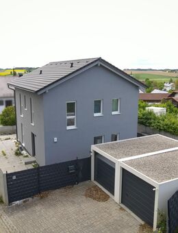 Einziehen und wohlfühlen! Neuwertiges EFH mit riesigem Grundstück! - Vilsheim