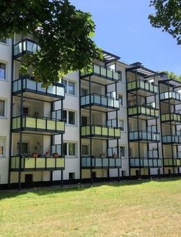 Schicke 3-Zimmer-Wohnung mit traumhaftem Balkon - Bremen