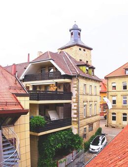 Einfamilienhaus mit Einliegerwohnung + ausbaufähigem Dachgeschoss + große Doppelgarage - Eppingen