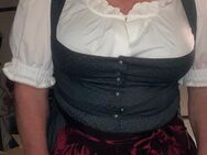 Mal im Dirndl - München