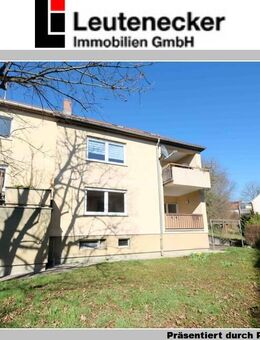 Ein idyllischer Gemeinschaftsgarten mit Bäumen, eine sonnige Loggia und eine optimale Aufteilung - Remseck (Neckar)