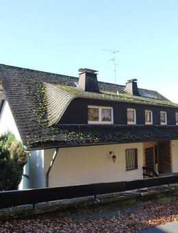 Freistehendes Zweifamilienhaus in ruhiger Waldrandlage - Eppstein