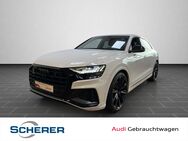 Audi Q8, 55 TFSI e qu &O, Jahr 2021 - Aschaffenburg