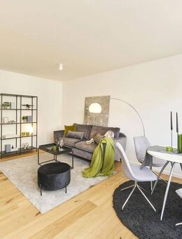 Erstbezug nach Sanierung: 2-Wohnung mit Balkon in Sendling-Westpark - München