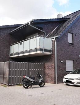 Keine Käuferprovision - Geräumige Dachgeschosswohnung mit Balkon - Papenburg