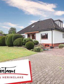 Wohntraum für Familien - Bungalow mit großem Garten und Doppelgarage in Halstenbek-Krupunder - Halstenbek