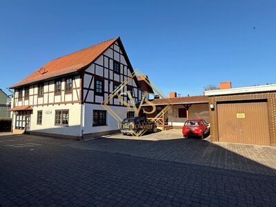 Wohn- und Geschäftshaus mit 3 Wohneinheiten u. großer Fleischerei in Nentershausen.