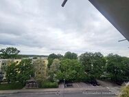 "Modernes Wohnen im 5. Stock: Großer Balkon mit traumhaftem Blick über Fürstenfeldbruck" - Fürstenfeldbruck