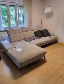 WOW 2-Raum 60m² Wohnung mit 2 Balkonen, Einbauküche, Tiefgaragenstellplatz in Chemnitz, zu vermieten - Chemnitz