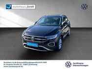 VW T-Roc, 1.5 TSI OPF Style App EPH, Jahr 2024 - Schleswig