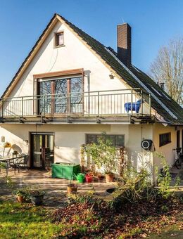 Großzügiges Wohnhaus in schöner Alleinlage mit Fernblick in Siegburg-Seligenthal. - Siegburg