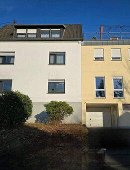 Attraktive Investitionsmöglichkeit für Kapitalanleger: MFH mit 4 Wohneinheiten im Zentrum von Eitorf - Eitorf