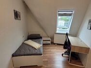 Gästezimmer mit Wlan, TV, Einzelbett, Waschtrockner, Mitbenützung Gästeküche und Teilung Bad/Wc - Stuttgart