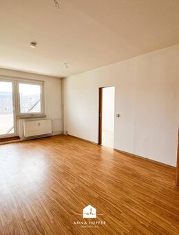 Renovierte 3-Raum-Wohnung mit Balkon - Gera
