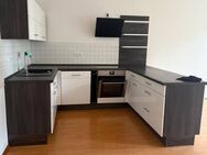 * 3 Raum mit EBK * Wanne & Dusche * Balkon mit Schlossblick * - Altenburg