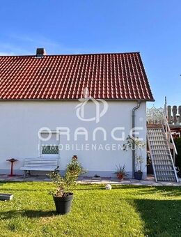 *** Kelheim: Familienhaus mit großem Garten, PV & Raum für Ihre Ideen mit Ausbaupotenzial *** - Kelheim