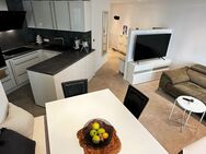 Modern ausgestattete 2-Zimmerwohnung mit TV, Waschmaschine, Trockner, Internet, Glasdusche, Balkon und Tiefgaragenstellplatz - Winnenden