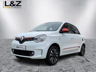 Renault Twingo, TCe 90 Intens Automatik, Jahr 2020 - Bornhöved