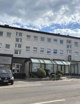 *** Preis gegen Gebot *** attraktives Mehrfamilienhaus mit Gewerbe - Stuttgart