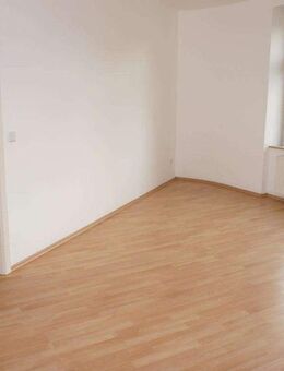 SEHEN - STAUNEN - WOHNEN -3. OG inkl. EBK ! frei ab 1.2.26 - Chemnitz