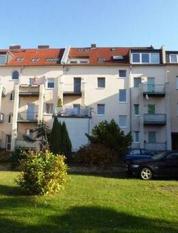 2-Zimmer-Wohnung mit großzügiger Terrasse in Bahnhofsnähe! - Brandenburg (Havel)