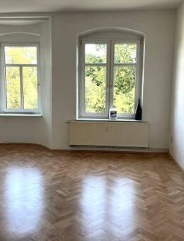 Sehr attraktive 2-Raum-Wohnung mit Echtholzparkett im 2. Obergeschoss zu vermieten! - Bautzen