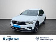 VW Tiguan, 1.5 TSI MOVE, Jahr 2023 - Homburg