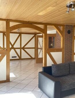 3 bis 4 Zimmer Erdgeschosswohnung mit Doppelgarage in Spaichingen - Spaichingen