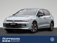 VW Golf, 1.5 l Life eTSI 150, Jahr 2022 - Herborn (Hessen)