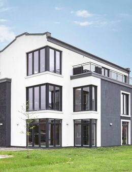 Moderne Gewerbeimmobilie mit 362 m² und reichlich Stellplätzen - Oldenburg