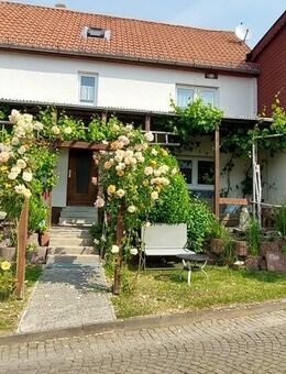 Große Hofreite mit Scheune, Stall und viel Potenzial - Neuberg