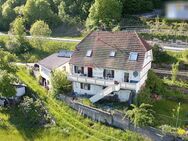 Renovierungsbedürftiges Einfamilienhaus mit Einliegerwohnung und traumhafter Aussicht - ideal als Haupt- oder Feriensitz in Irndorf - Irndorf