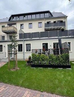 Tolle 4 Zimmerwohnung mit hochwertiger Ausstattung und großer Terrasse - Großröhrsdorf