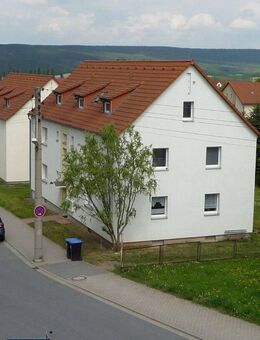 sanierte 2-Raum-Wohnung in Kamsdorf - Unterwellenborn