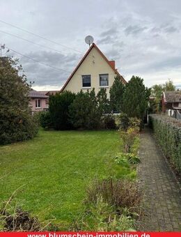 *Familienfreundliches Einfamilienhaus mit Garten und eigener Zufahrt* - Großenehrich