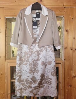 Damen Kostüm 2 tlg. sehr elegant !! Gr.44 / 42 NEU ungetragen!! - Tuttlingen