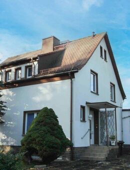 Charmantes Einfamilienhaus mit gehobener Ausstattung, großem Garten & Wintergarten - Pulsnitz