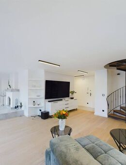 Klimatisierte Maisonette in exklusiver Isar-Lage, hochwertig modernisiert - München