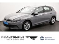 VW Golf, 1.5 TSI 8 VIII Life Stand TravelAssist, Jahr 2023 - Wolfsburg