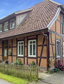 Doppeltes Glück im historischem Gewand! - Bergen (Niedersachsen)