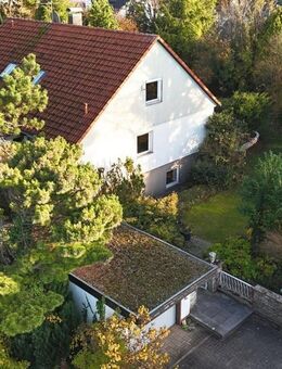 PREISSENKUNG: Solides Zweifamilienhaus mit großem Garten in bester und ruhiger Wohnlage - Neunkirchen (Brand)