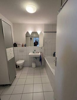 Traumhafte 150m² Mais.-Wohnung, 2 Etagen + DG-Studio, Balkon, inkl. EBK, inkl. 3 KFZ-Plätze, inkl. Klima, Parkettboden, Keller.... - Limburgerhof