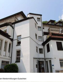 Schöne Terrassenwohnung im Kurort, Bäderdreieck Bad Griesbach mit Einbauküche und Tiefgaragenstellplatz 2. OG. Hochparterre - Bad Griesbach (Rottal)