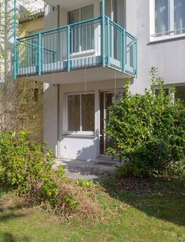 Charmante, neu renovierte Gartenwohnung mit 55? Wohnfläche in München-Freimann - ab sofort! - München