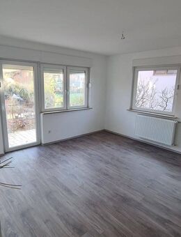 Schöne 3-Zimmer Wohnung mit Balkon, kernsaniert, in ruhiger Lage - Niefern-Öschelbronn
