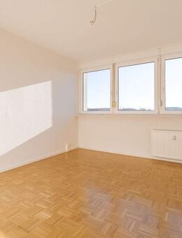 Kurzfristig beziehbare 2-Zimmerwohnung mit Balkon mitten im Zentrum - Leipzig