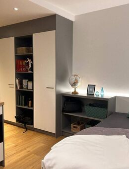 Ab Februar: Sanierte + möblierte 1-Zimmer-Wohnung ideal für Studierende + Azubis | Bigger Bude - Bayreuth