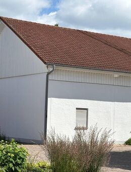 Sehr exklusive Lage: Reihenendhaus - Rohbau mit Grünland - Niederwerrn