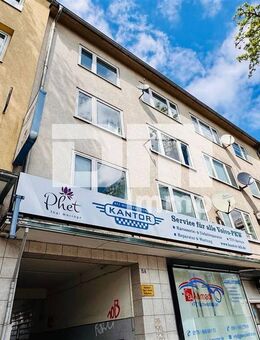 Modernisiertes Mehrfamilienhaus mit 8 Wohneinheiten und 2 Gewerbeflächen - Kassel